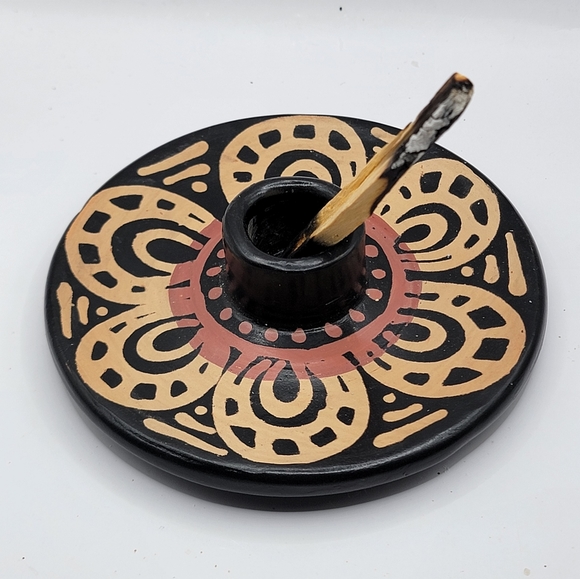 Peruvian Ceramic Burner - Picture 2 of 3